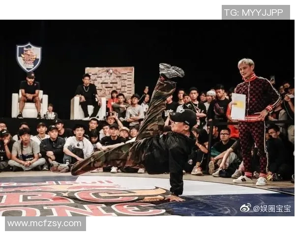 杭州滑板队在世界街舞大赛中以55分稳居积分榜首位